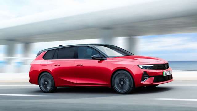vauxhall-astra-electric-03.jpg