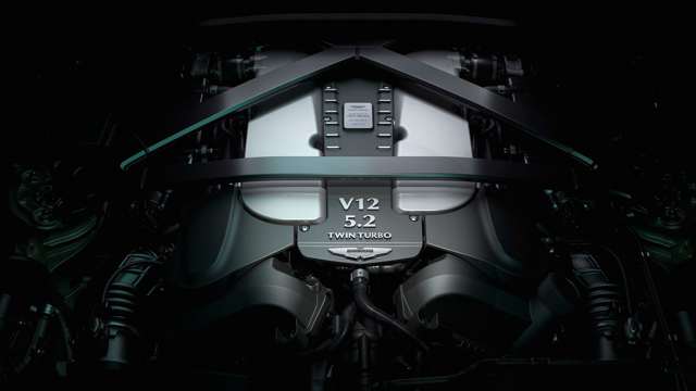 aston-martin-v12-vantage-16032207.jpg
