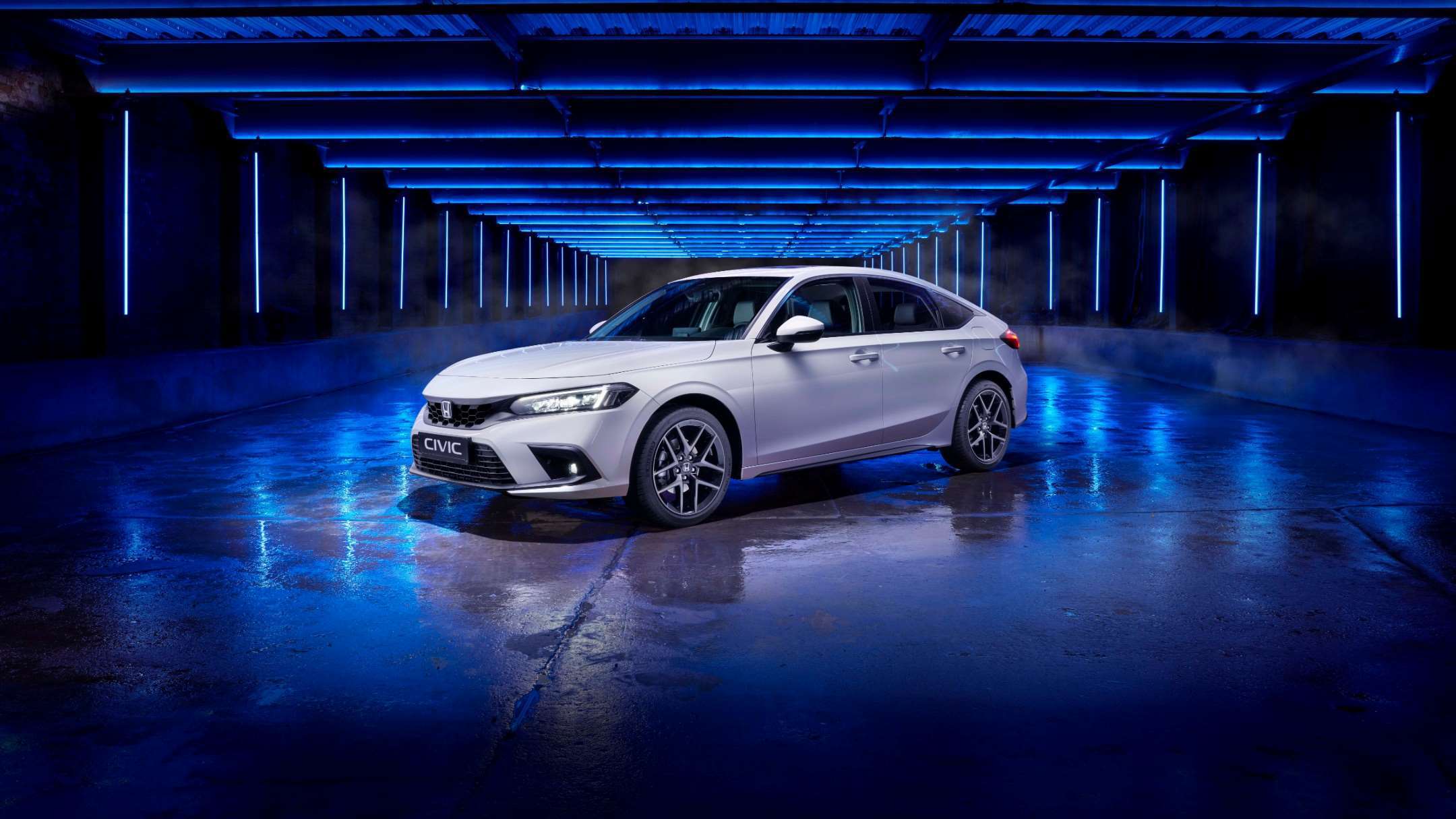 honda_civic_goodwood_24032022_white3330_fr3_4v1jv2.jpg