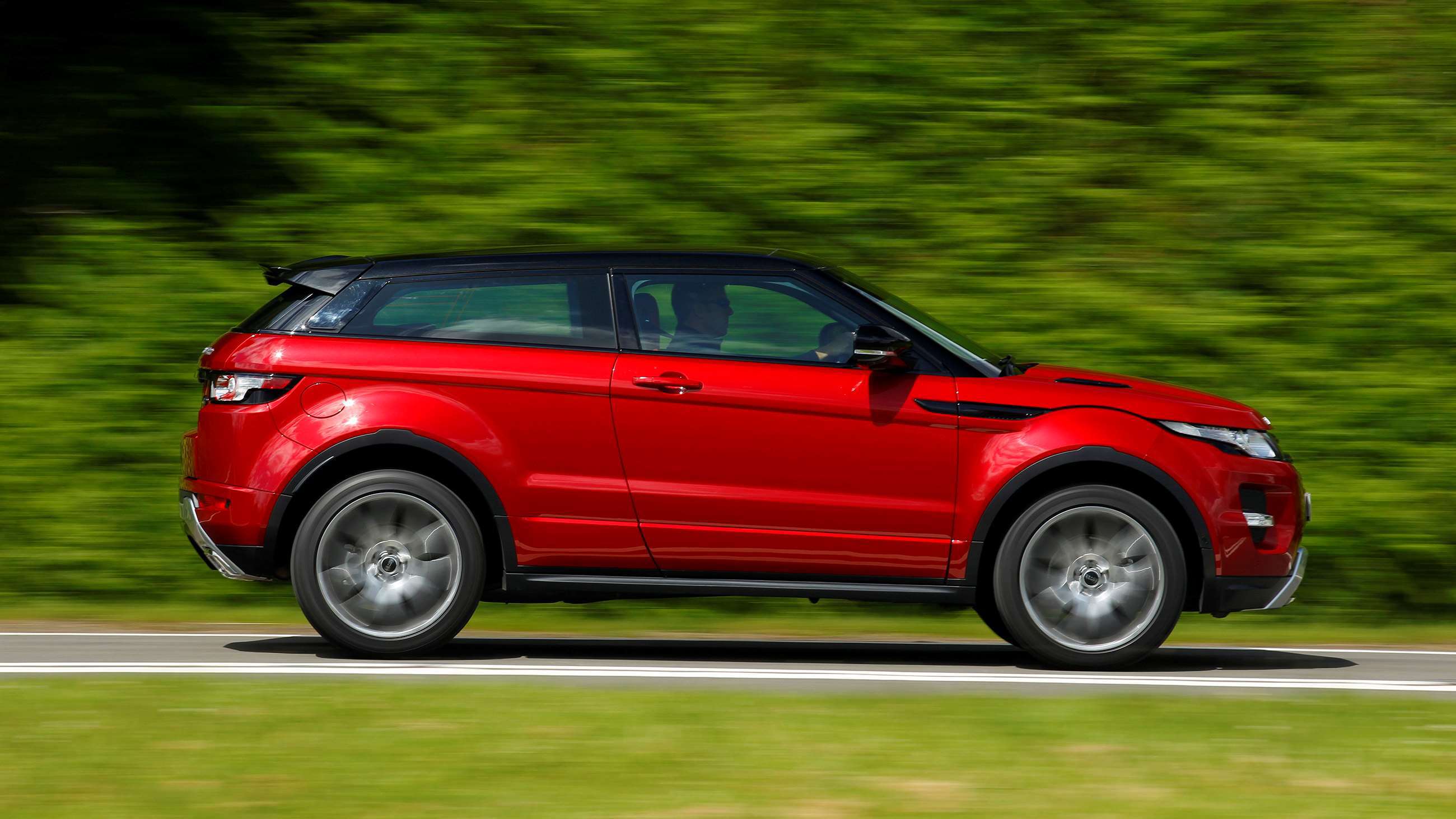 three-door-evoque-2600.jpg