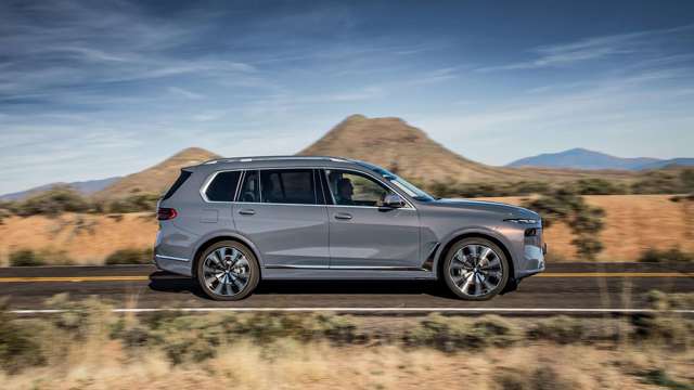 bmw-x7-update08.jpg