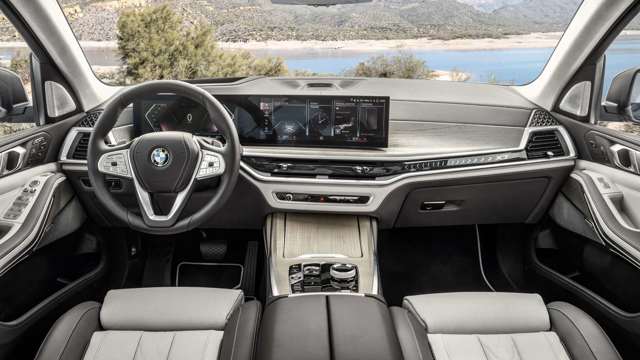 bmw-x7-update09.jpg
