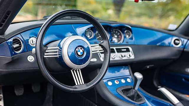 bmw-z8-06.jpg