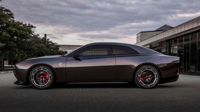 dodge-charger-ev-05.jpg