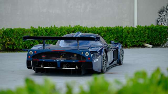 maserati-mc12-corse-bonhams-02.jpg