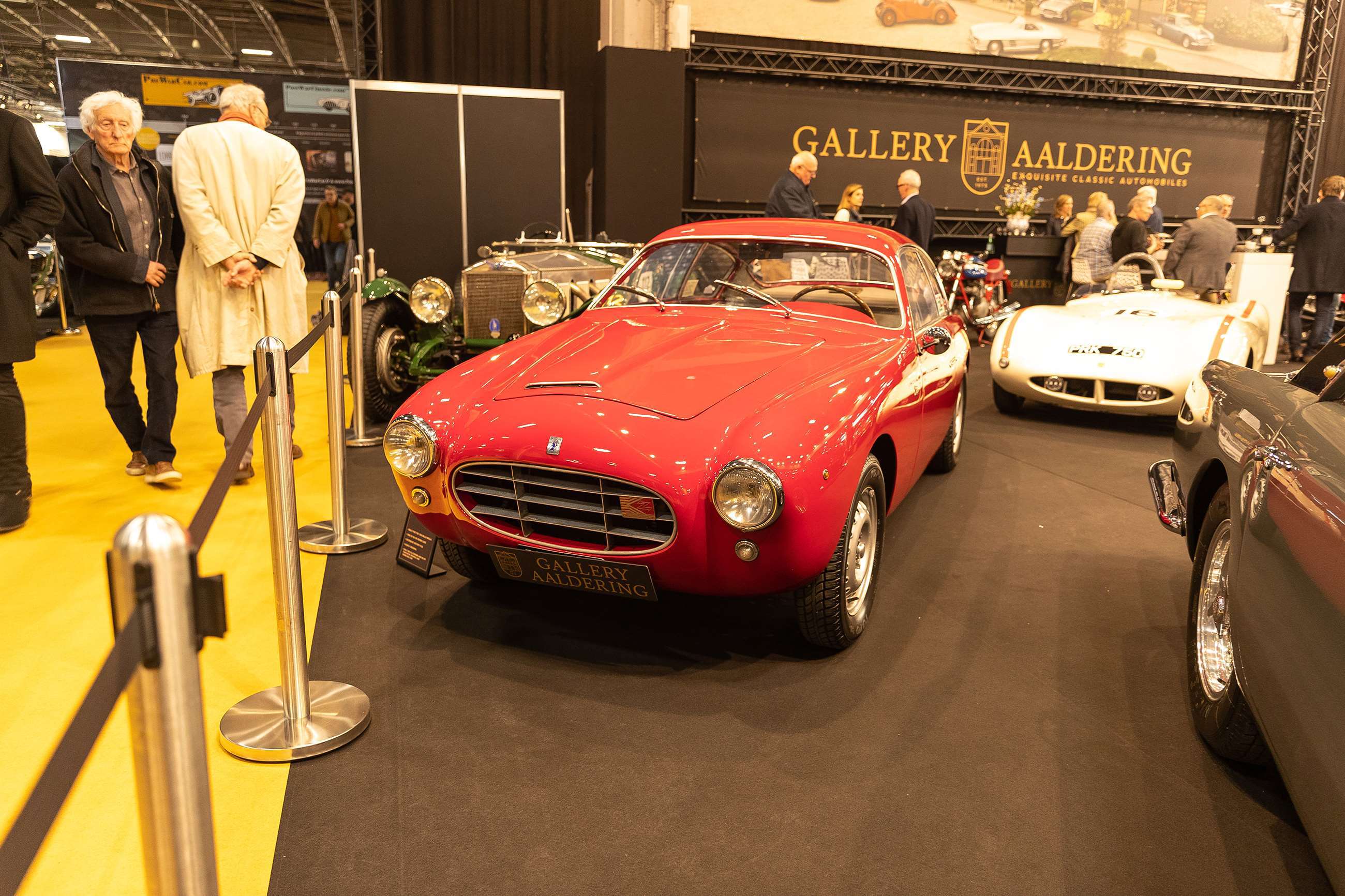 retromobile-axons-automotive-anorak-04.jpg