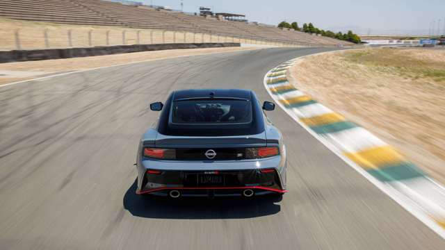 2024-z-nismo_t-20.jpg