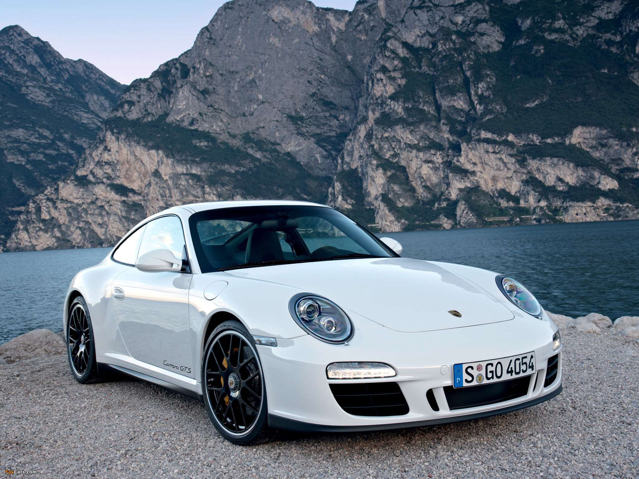 porsche-911-997-gts-favcars-1.jpg