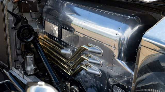 electrogenic-electric-rolls-royce-phantom-under-the-bonnet-3.jpg