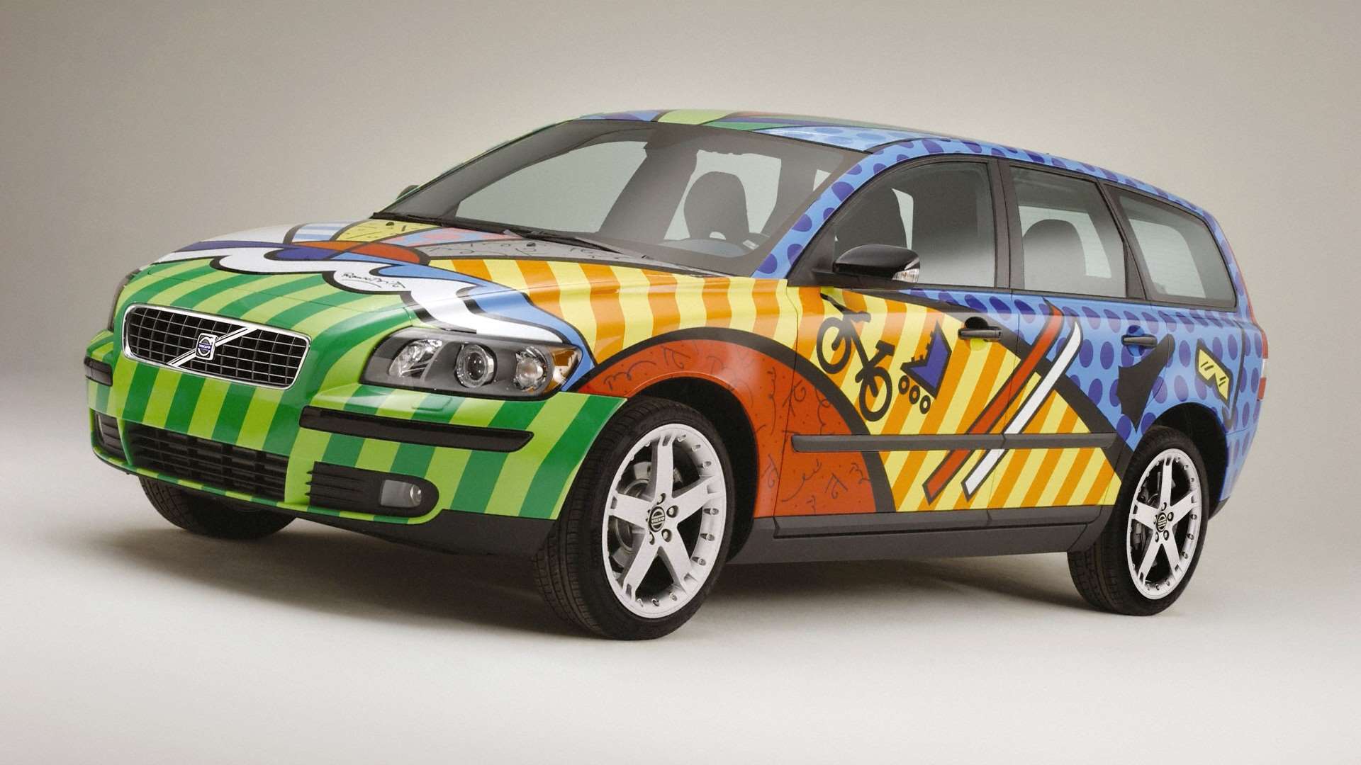 8370_volvo_v50_special_edition_romero_britto.jpg