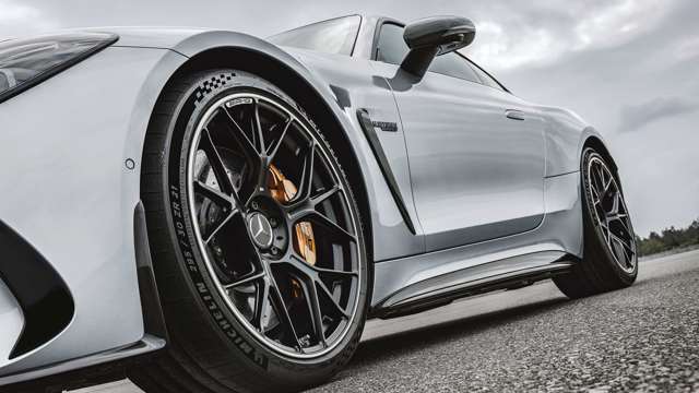 mercedes-amg-gt-2023-05.jpg