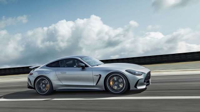 mercedes-amg-gt-2023-13.jpg