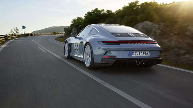 porsche-911-s_t-07.jpg