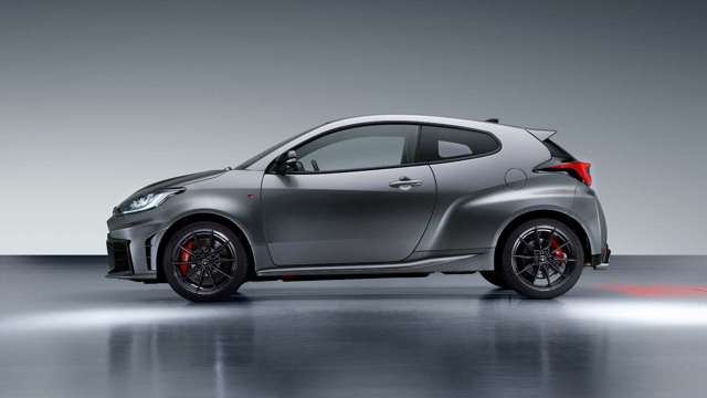 toyota-yaris-gr-sidetotal.jpg
