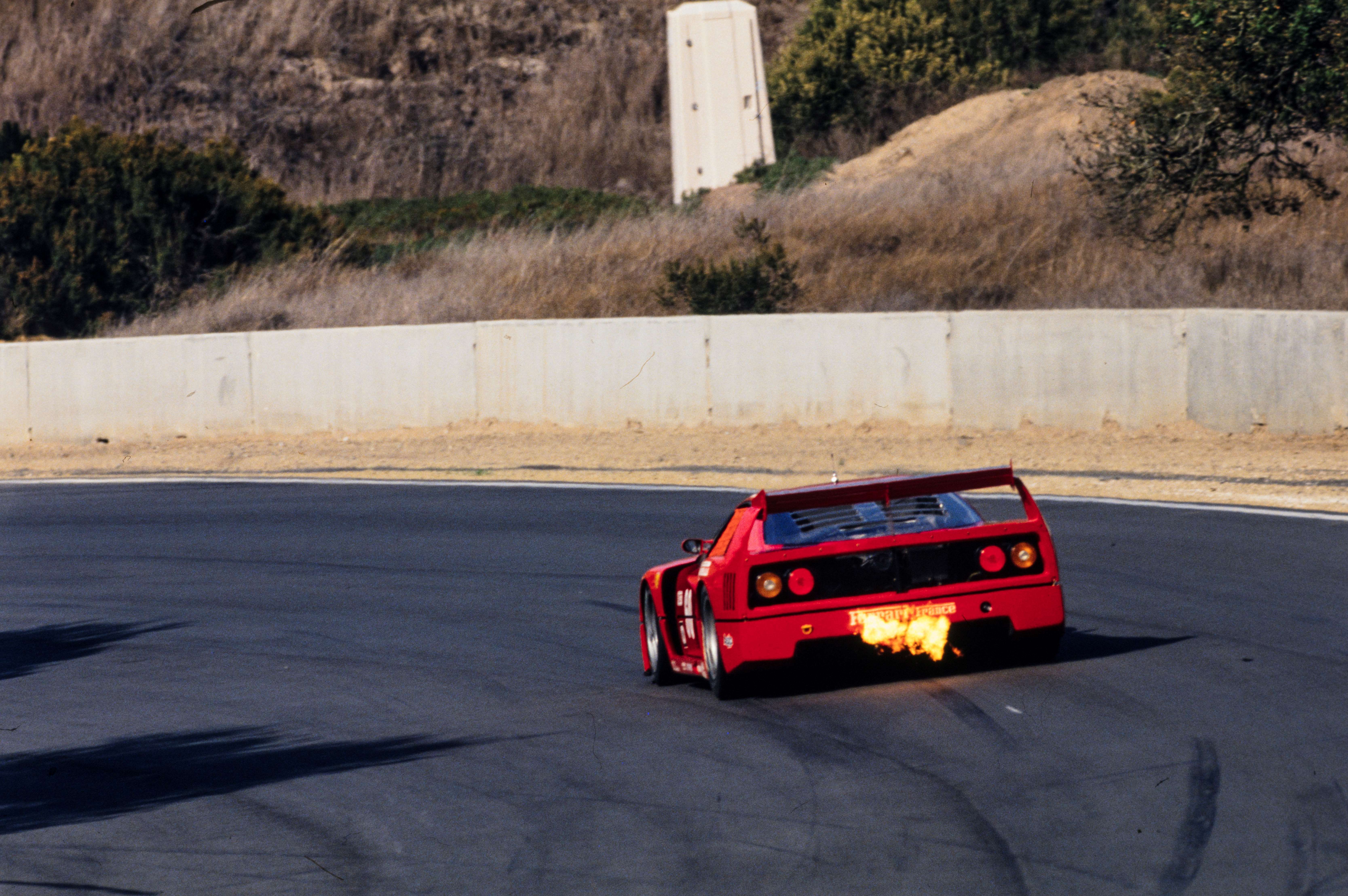 1018472496-lat-19891015-dh-1989-imsa-r19-laguna-seca-03.jpg