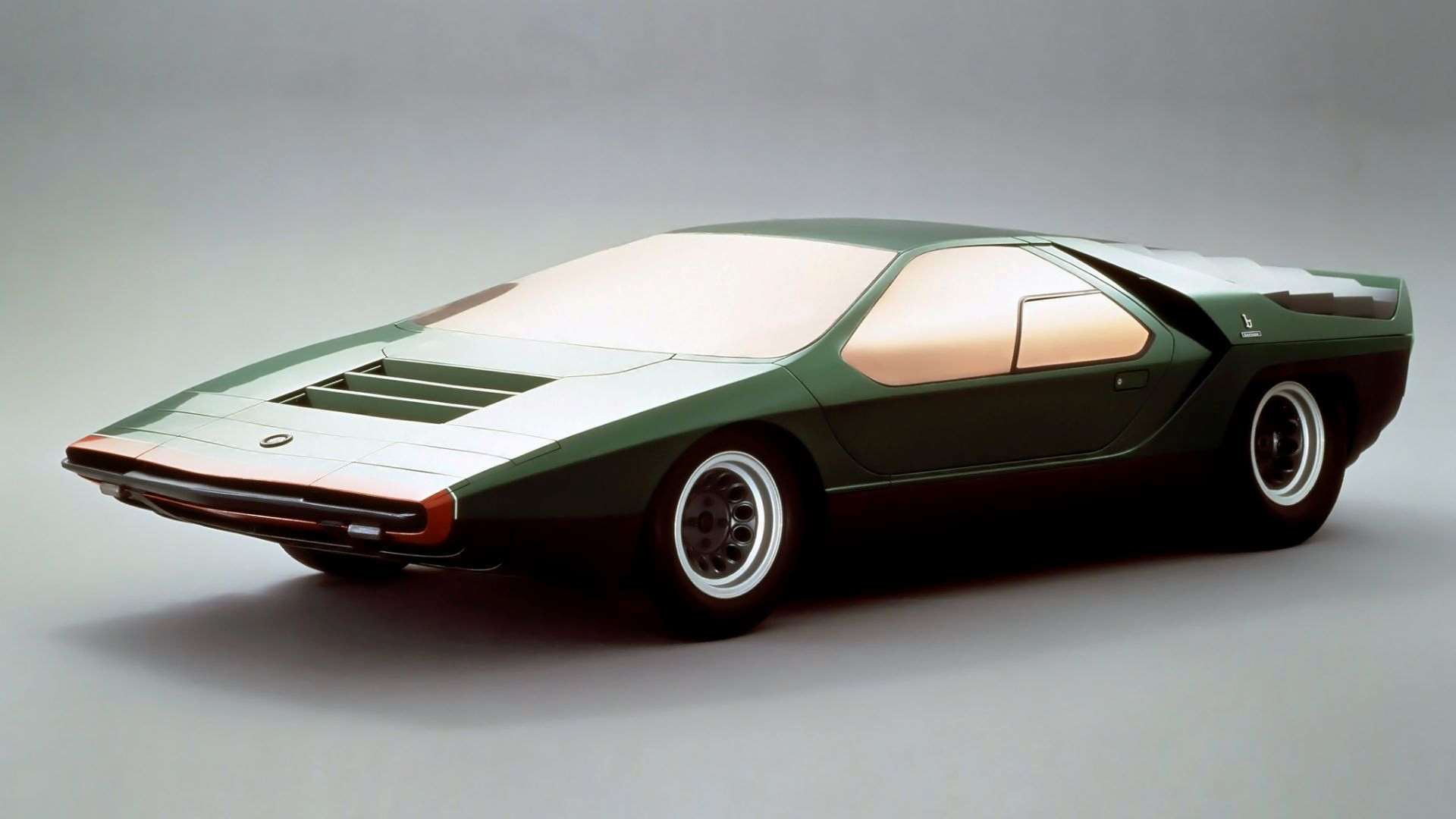 pictures_alfa_romeo_concepts_1968_1.jpg