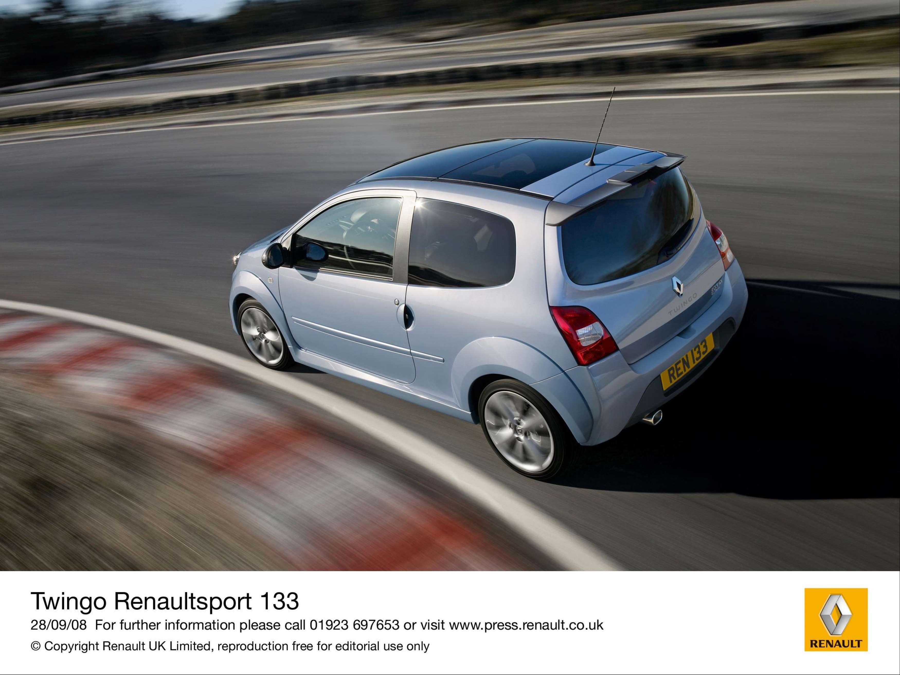 renaultsport-twingo-133.jpg