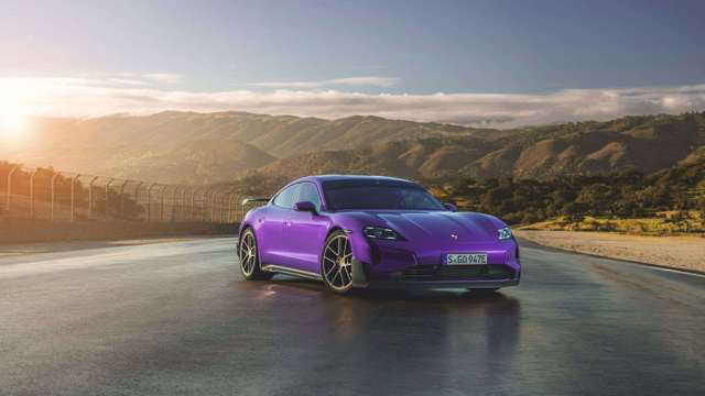 sky_purple_metallic_taycan_turbo_gt_a1_04320a_045.jpg