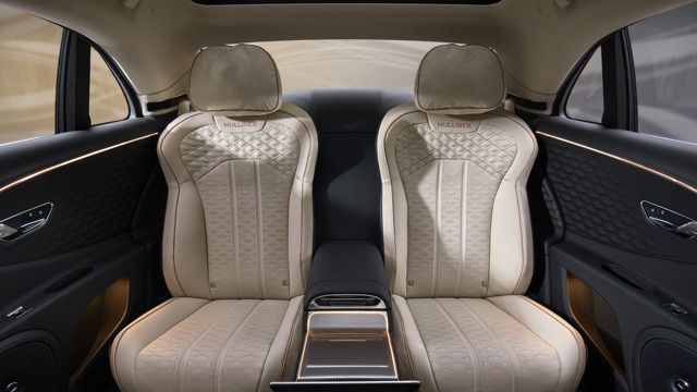 bentley mulliner models 05.jpg