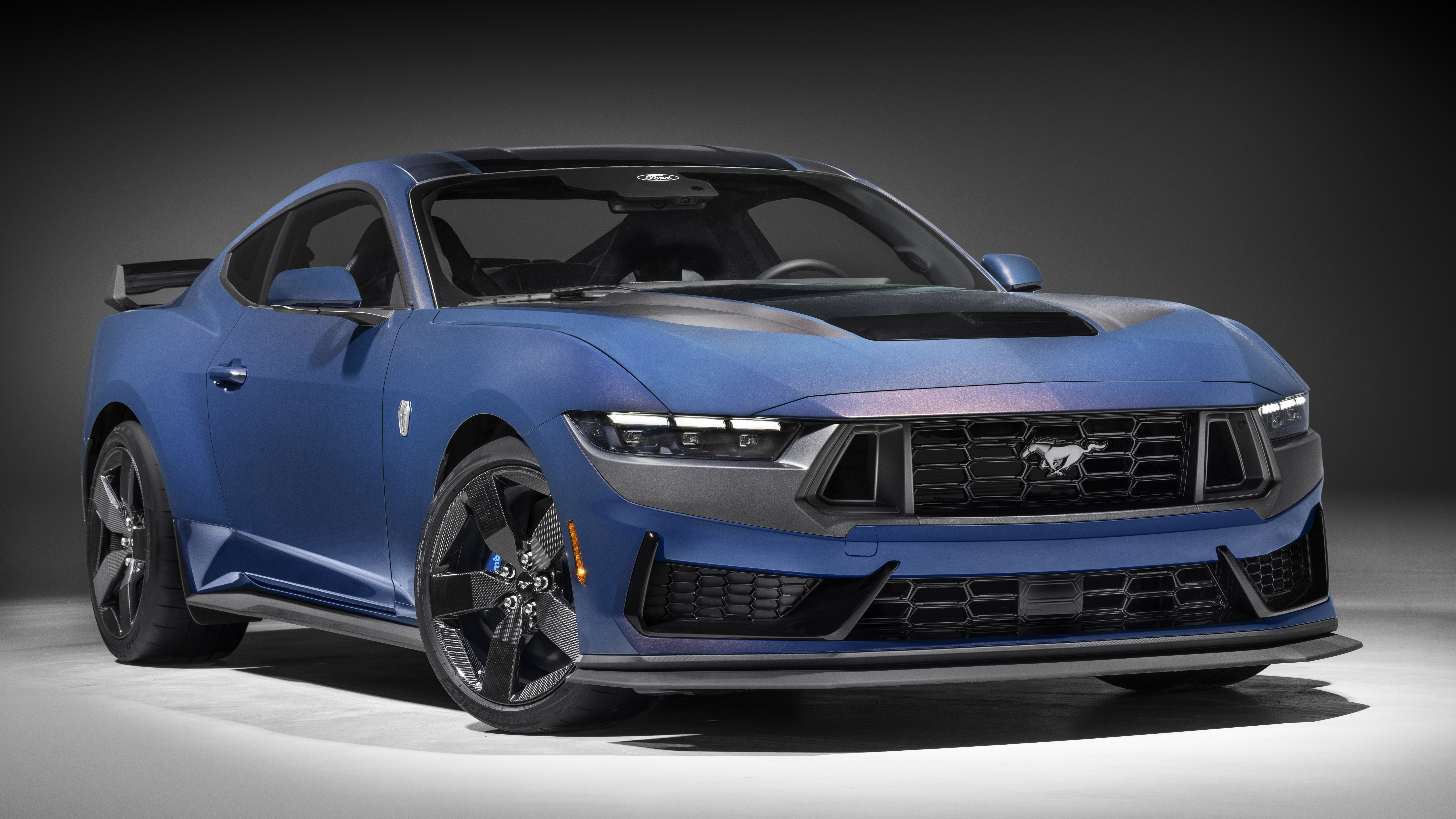 Mustang Dark Horse Carbon Fiber Wheels_01 copy.jpg