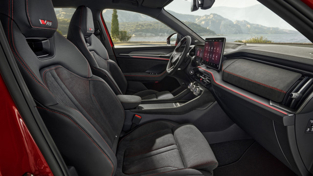 S╠îkoda_Kodiaq_vRS (9).jpg