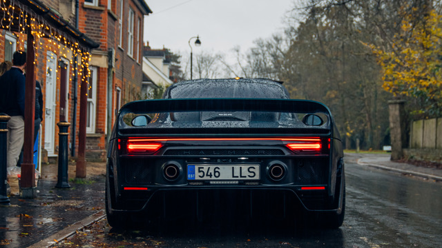 Kalmar 9x9 Milan to London interview06 copy.jpg