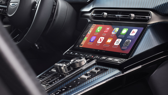 aston martin vantage roadster 04.jpg