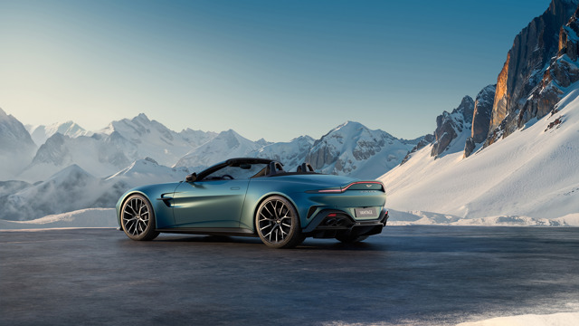 aston martin vantage roadster 13.jpg