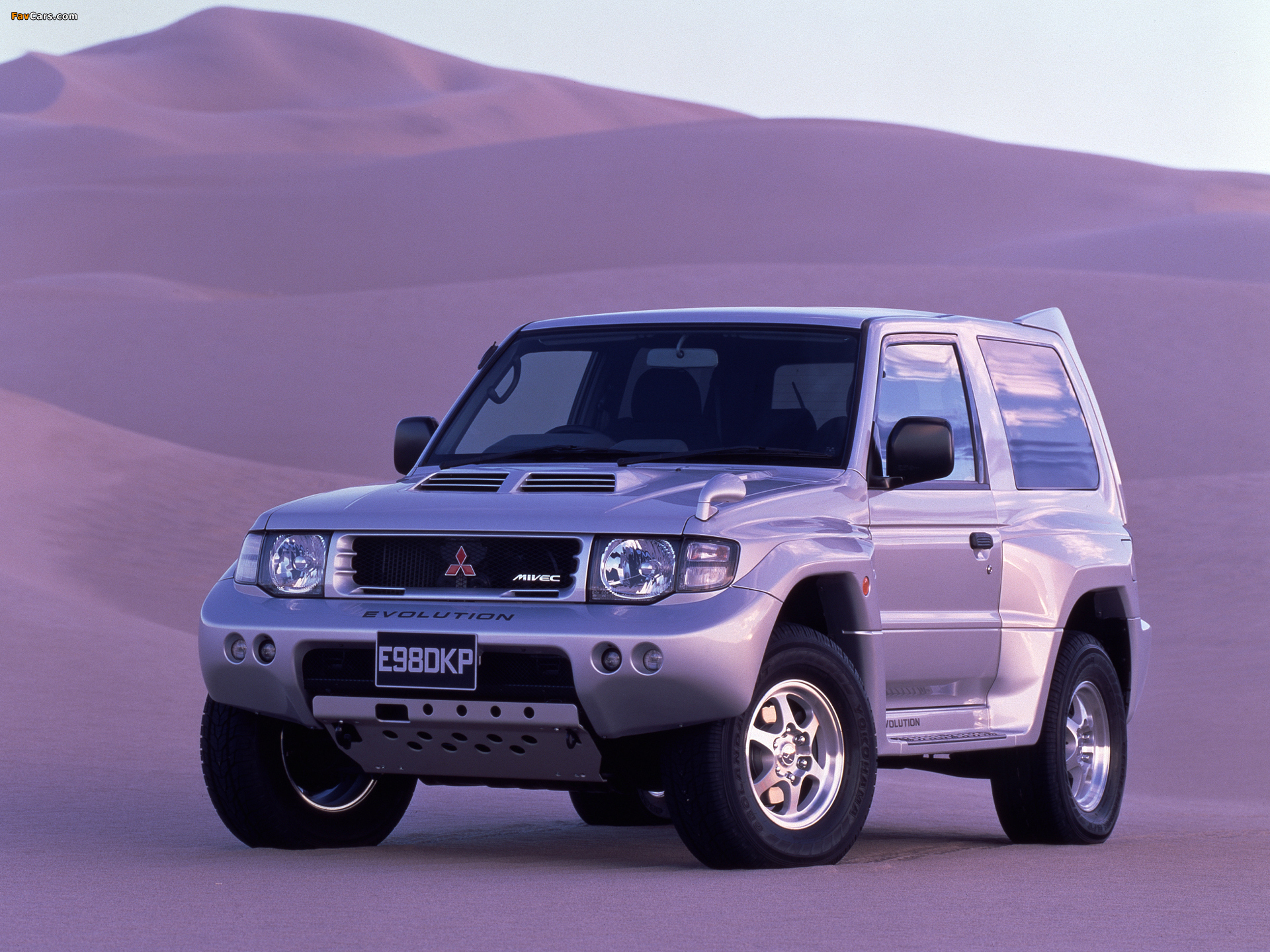 Mitsubishi Pajero Evolution.jpg