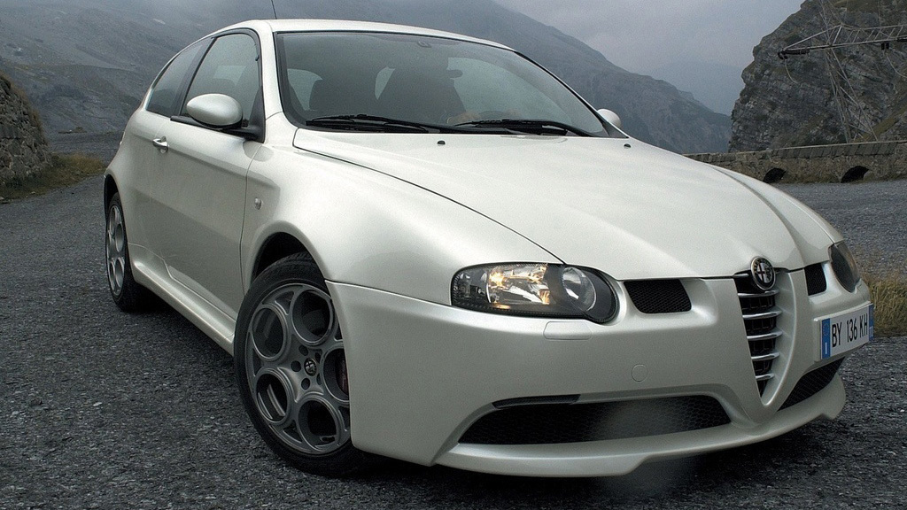 alfa-romeo_147_2002 copy.jpg