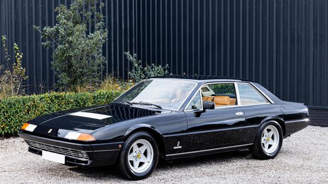 1981 Ferrari 400i 1.jpg