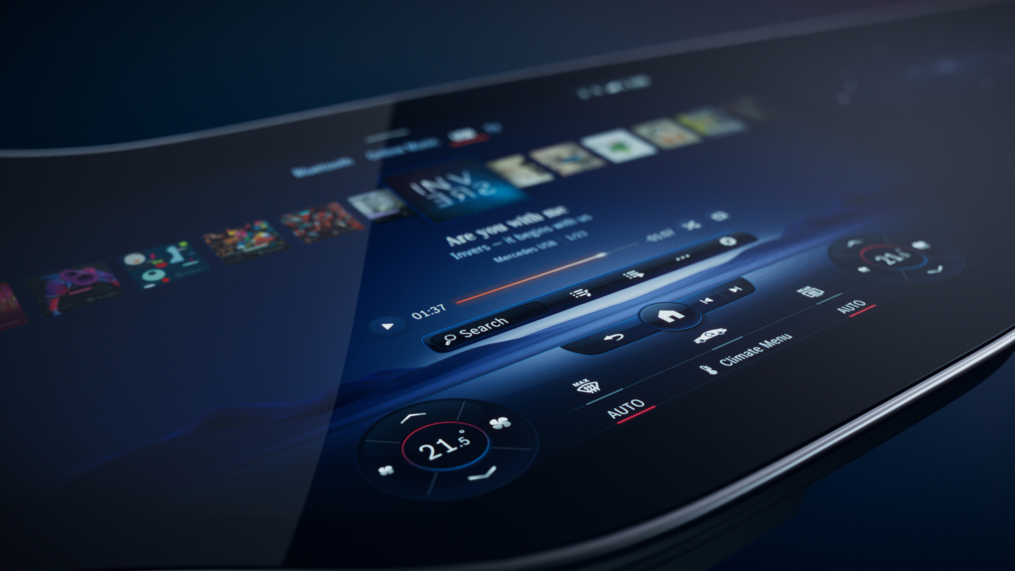 Mercedes hyperscreen copy.jpg