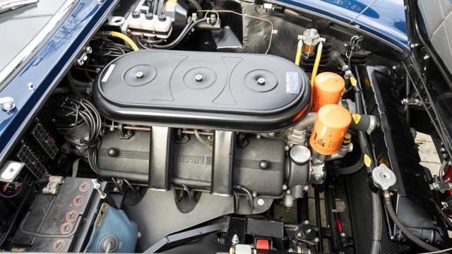 Ferrari_330_engine.jpg