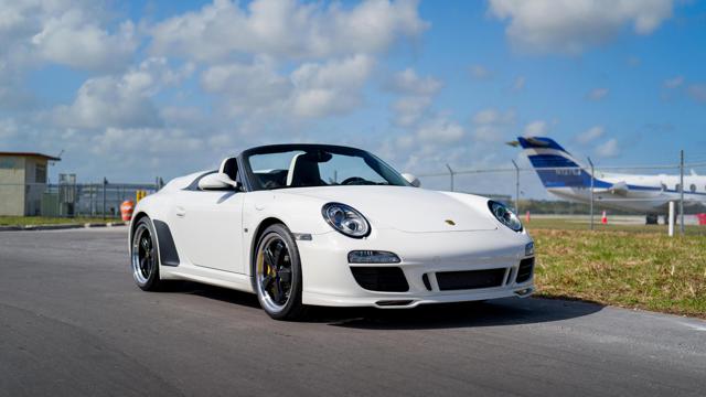 Porsche_997_Speedster_front.jpg