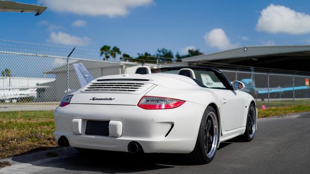 Porsche_997_Speedster_rear.jpg