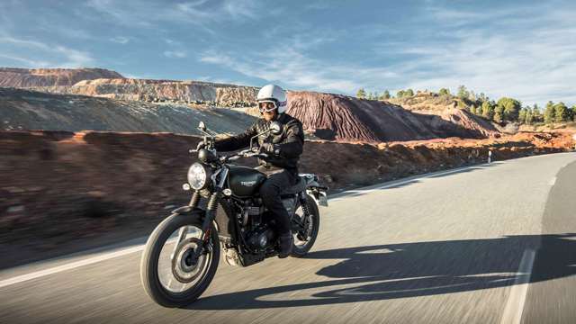 triumph_street_scrambler_19121781.jpg