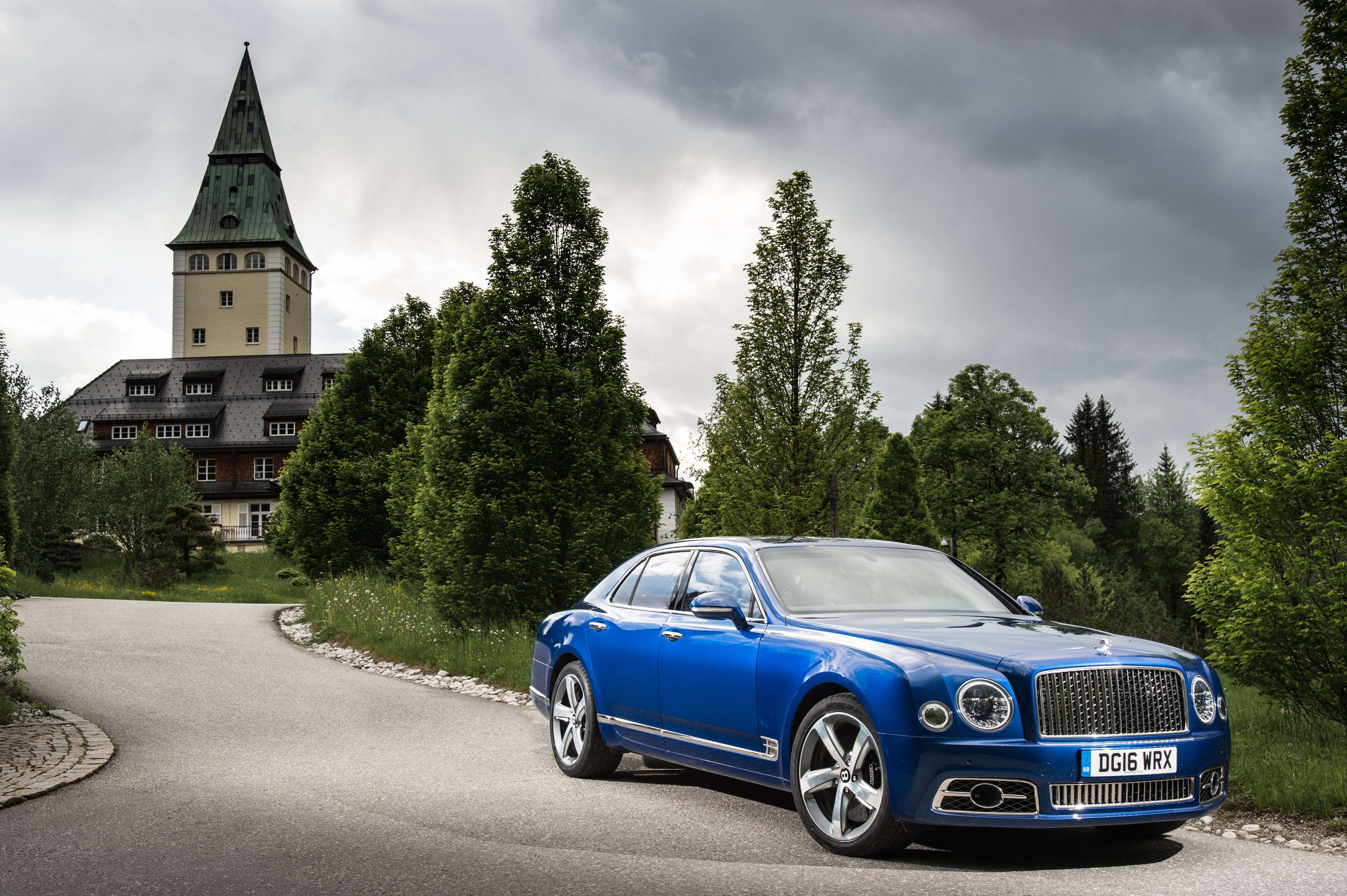 bentley_mulsanne_speed_2702201736_01.jpg