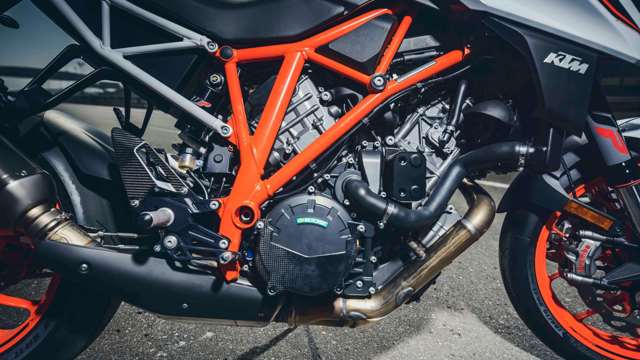 ktm_1290_superduker_17022017_17.jpg