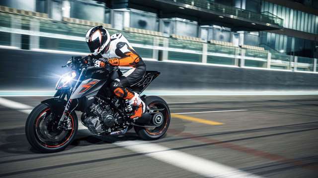 ktm_1290_superduker_17022017_40.jpg