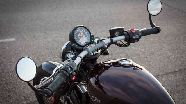 triumph_bobber_goodwood_test_06012017_17.jpg