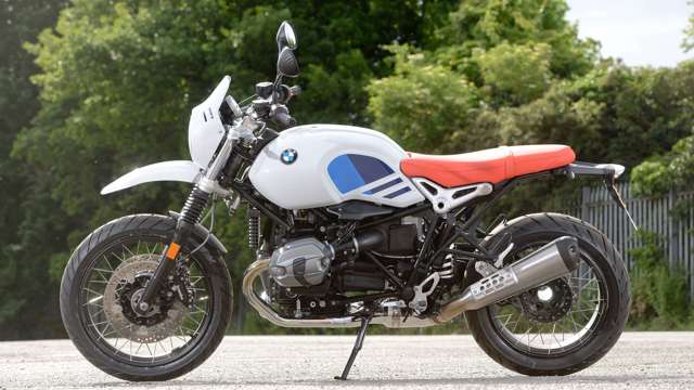 bmw_rninet_urban_gs_goodwood_test_05021804.jpg