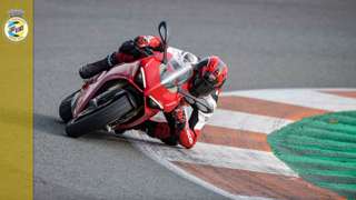 ducati_panigale_v4_goodwood_02031836_list.jpg