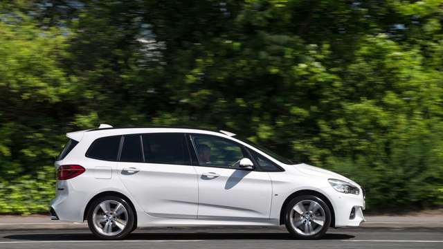 bmw_2_series_gran_tourer_20111811.jpg