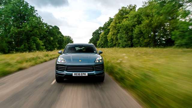 porsche_cayenne_s_14111822.jpg
