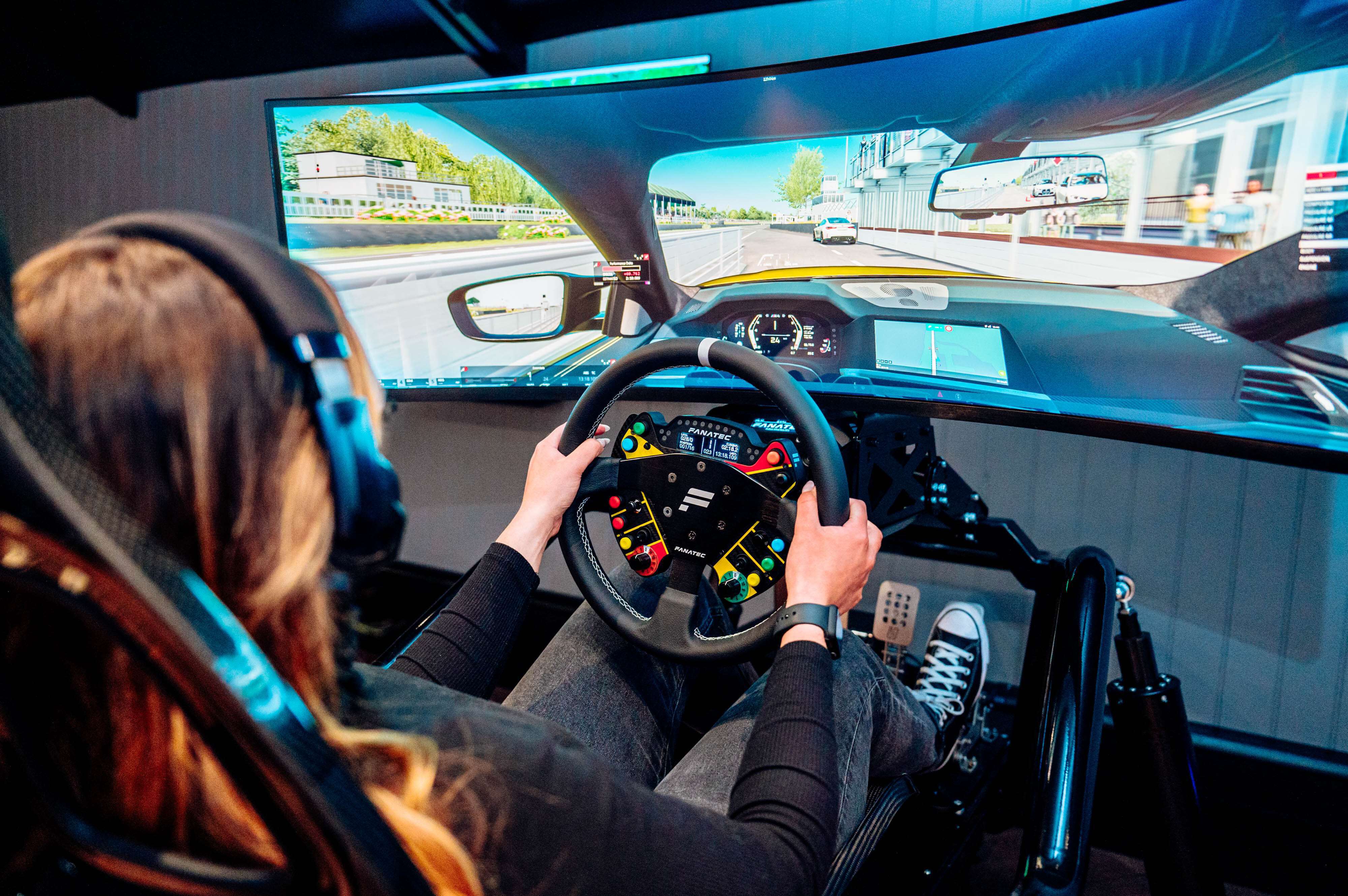 goodwood-race-simulator-experience_jaysonfong-10.jpg