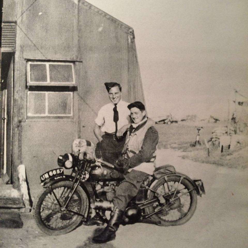 jonnie-houlton-of-485-squadron-with-his-bsa.jpg