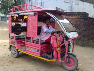 Project Lehar case study Arti in Uttar Pradesh Ph. by Brian Mukasa.jpg