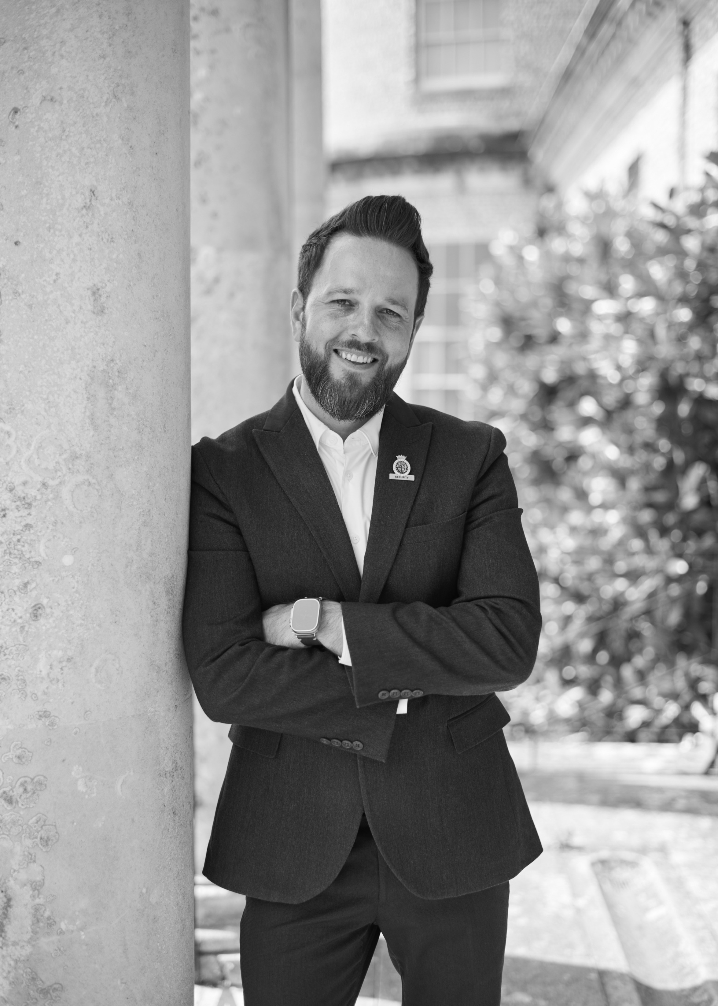 Profile Photo 3 (1)-modified.jpg